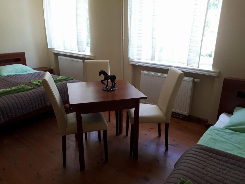Stado Ogierow Sierakow Otel Sierakow  Dış mekan fotoğraf
